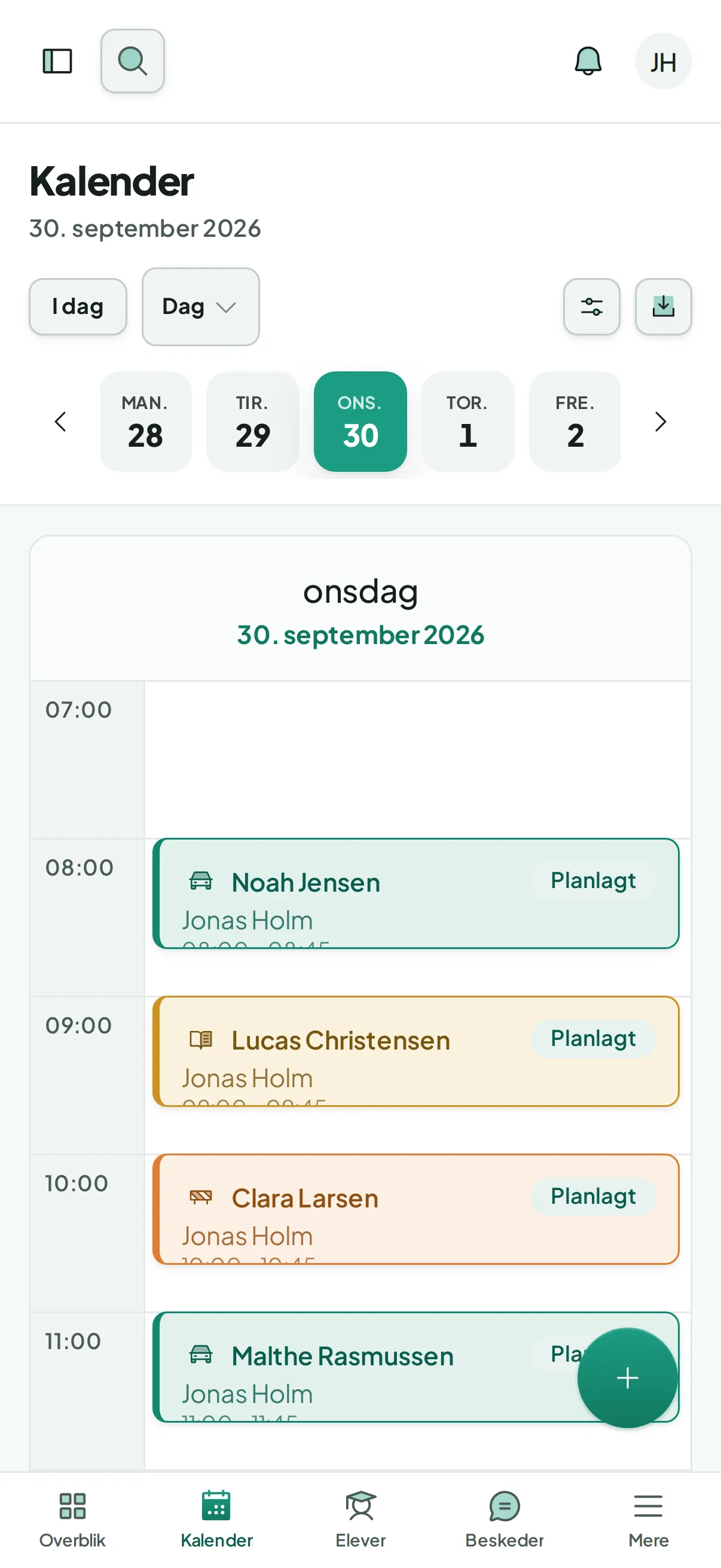 Kørelærerens kalender på telefonen i dagsvisning onsdag 30. september: en praktisk lektion kl. 8, teori kl. 9 og manøvrebane kl. 10